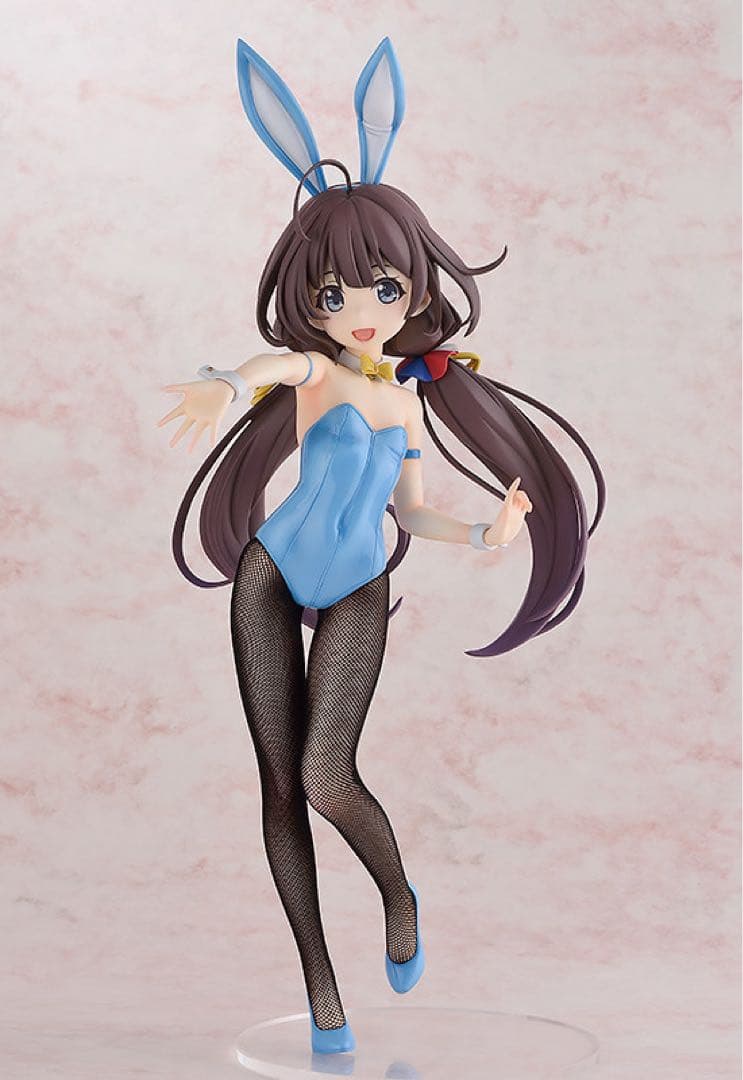 雛鶴あい　1/4スケールフィギュア2種