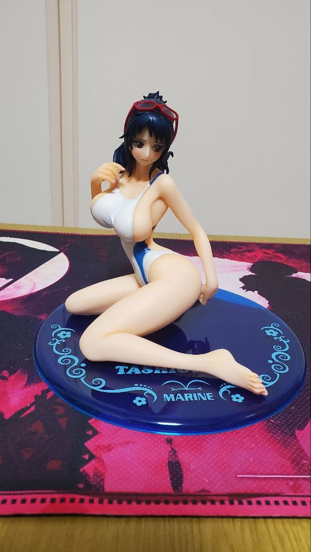 ワンピース TASHIGI Ver.BB.WHITE 限定版 白 開封済み