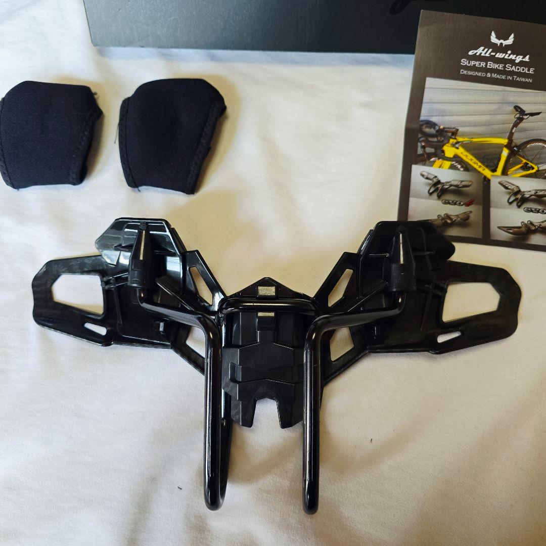 Allwings SUPER HORNET EVO4 サドル カバーセット