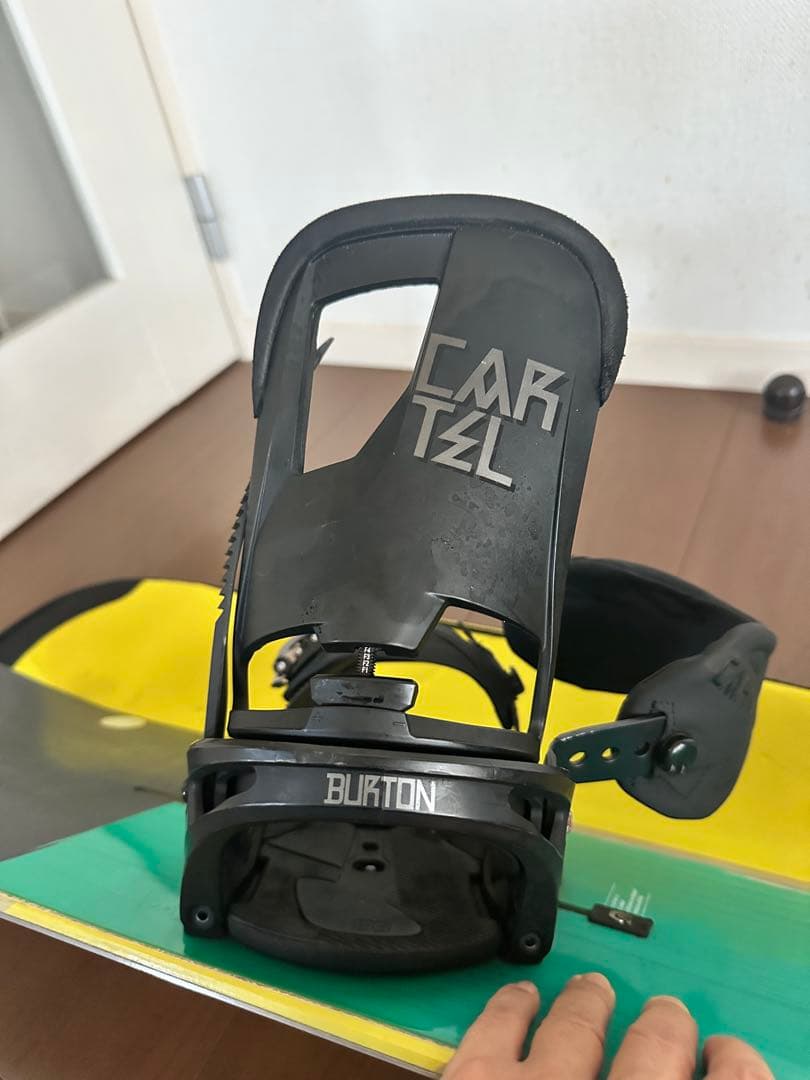 美品　Burton Custom 151 キャンバー　 Burton カーテルM