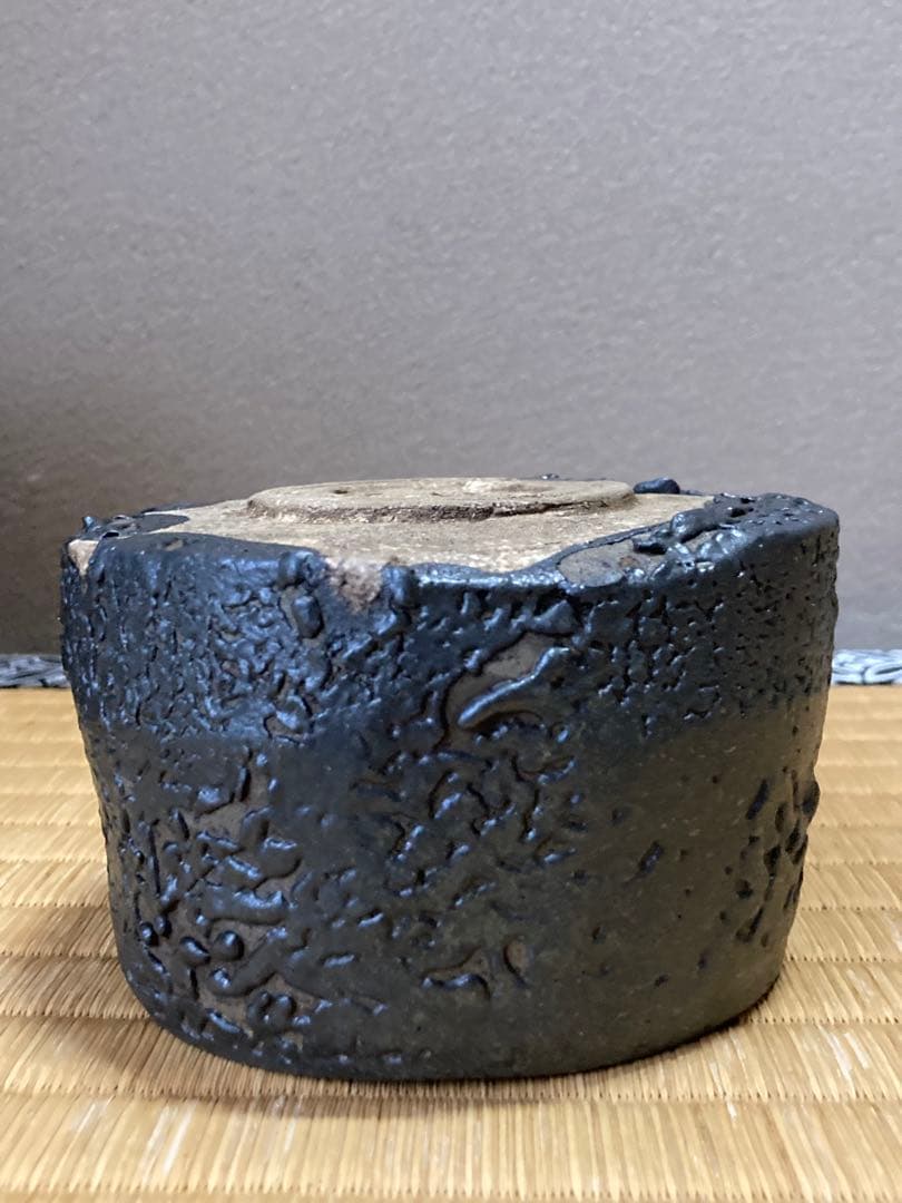 瀬戸黒茶盌