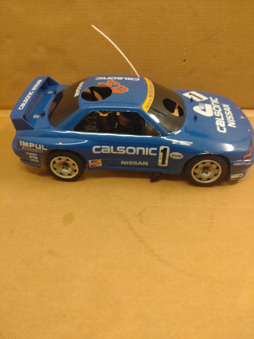ラジコン　京商 1/10スカイライン カルソニック　エンジンカー