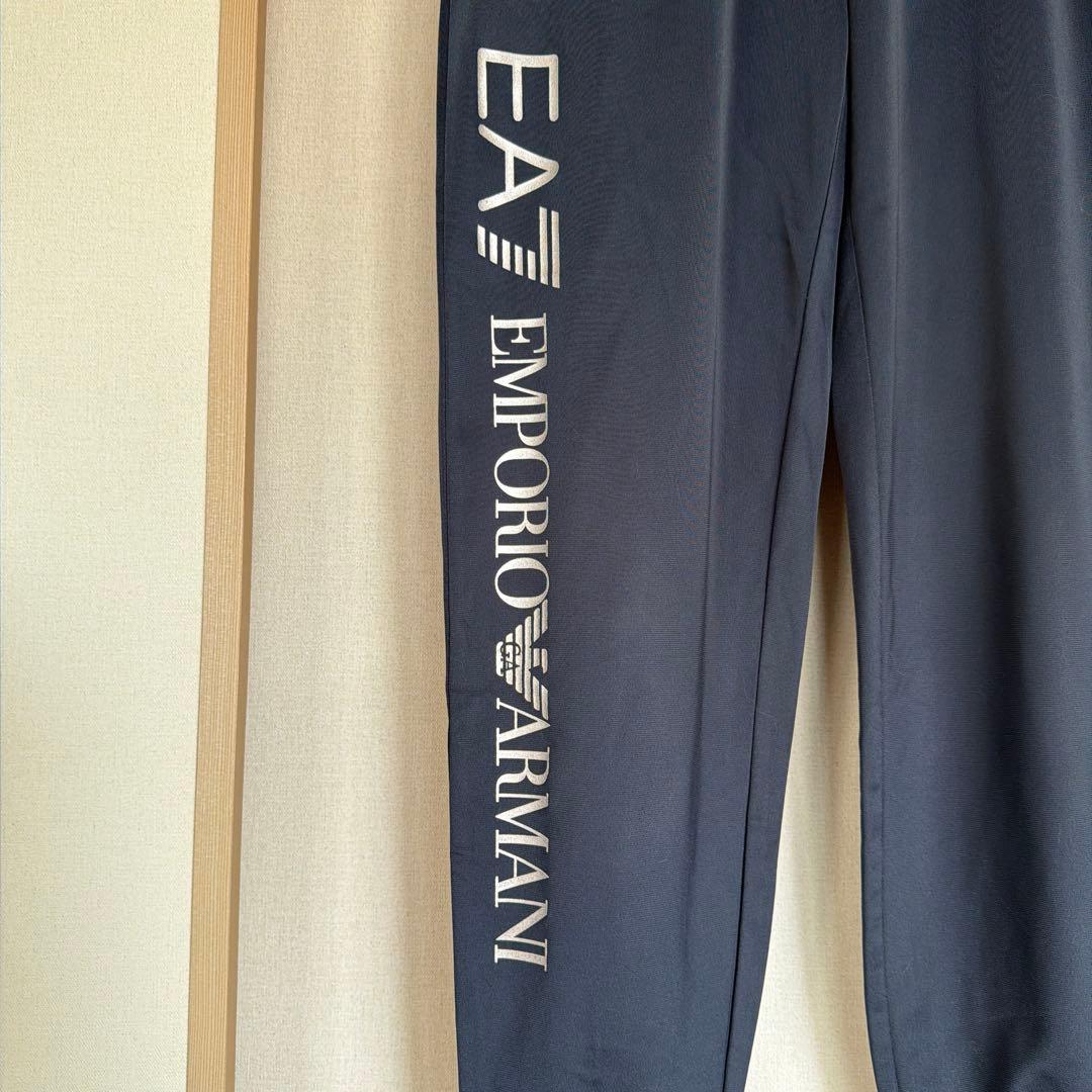 エンポリオアルマーニ　トラックスーツセット　レディース