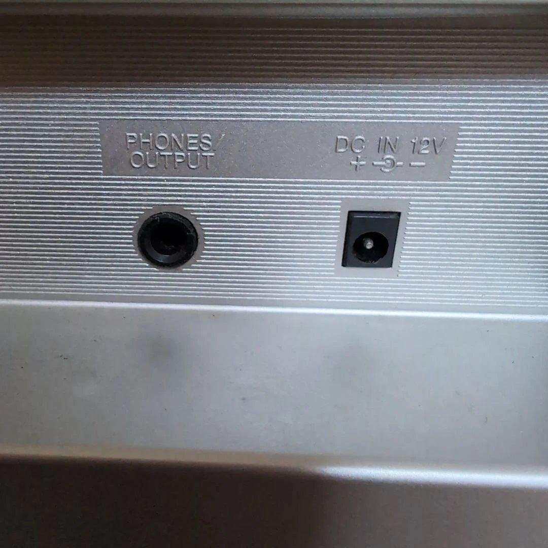 ヤマハ　DGX-505 88鍵　PortableGrand　04年　中古　難有