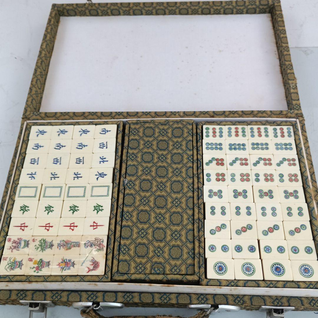 3613）麻雀牌　骨製?（鹿かも？）背竹牌 マージャン牌 パイ牌 中国工芸品