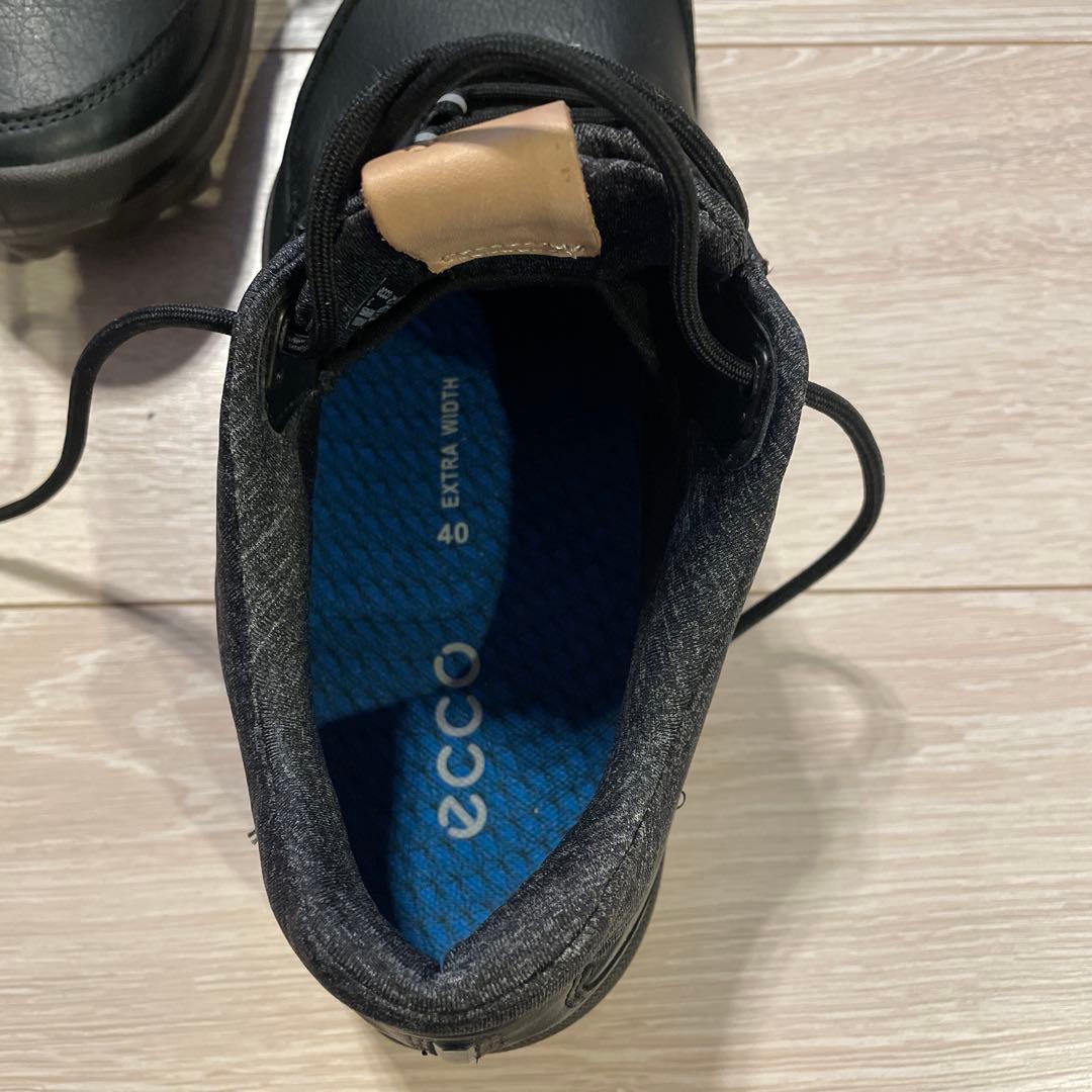 ECCO BIOM ブラックゴルフシューズ