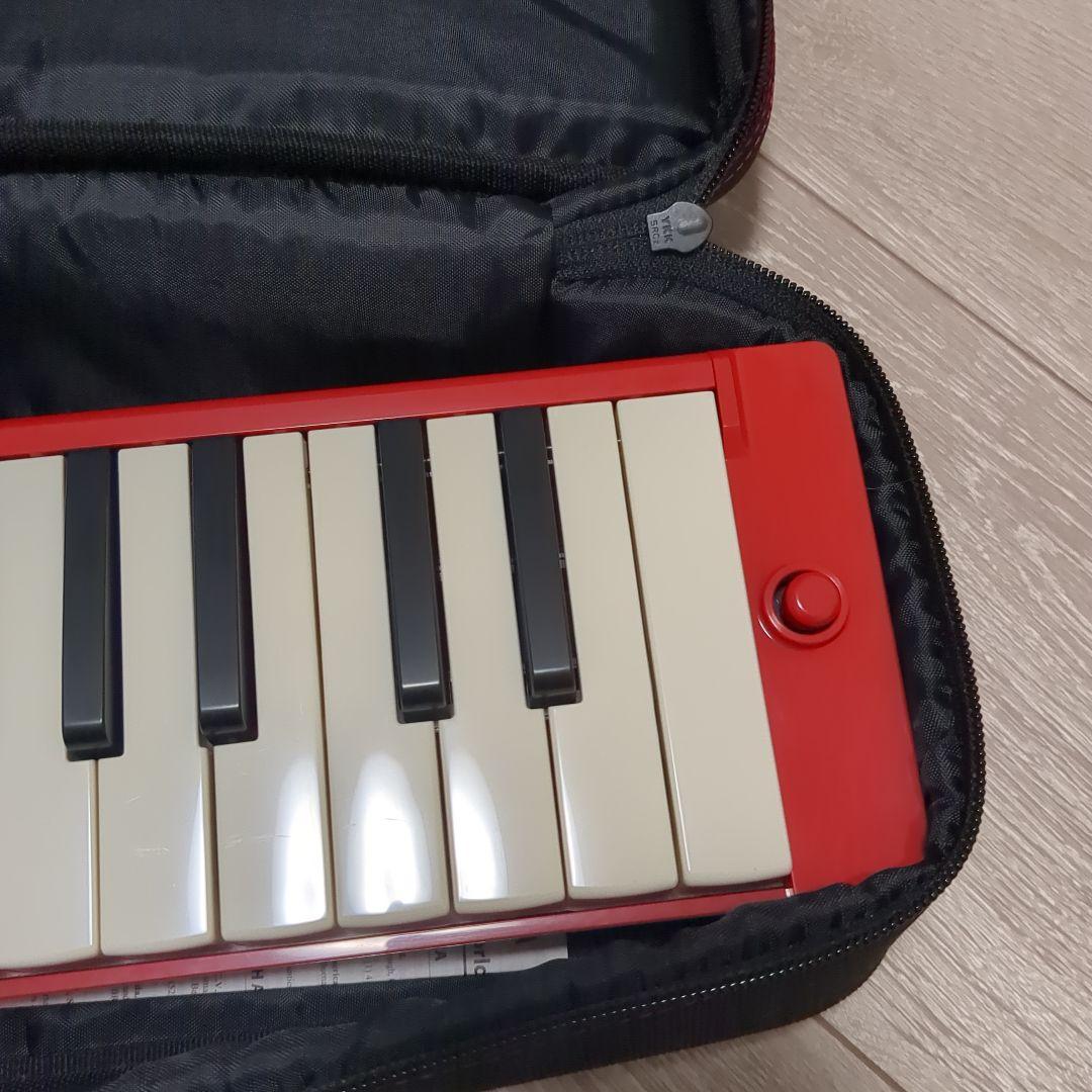 生産完了品　希少 美品【YAMAHA ピアニカ P-37E レッド】