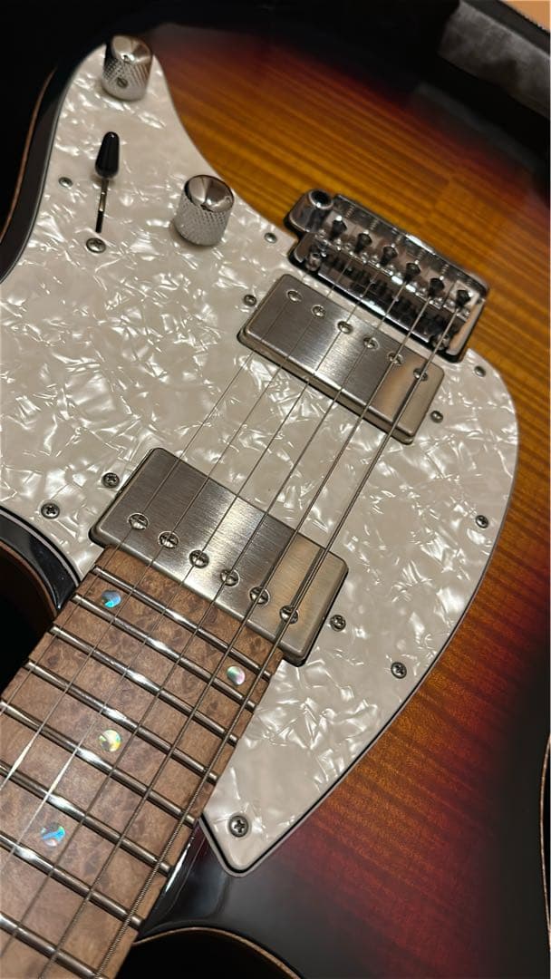 【極美品】Mayones Aquila 6 3Tone Sunburst 入手難