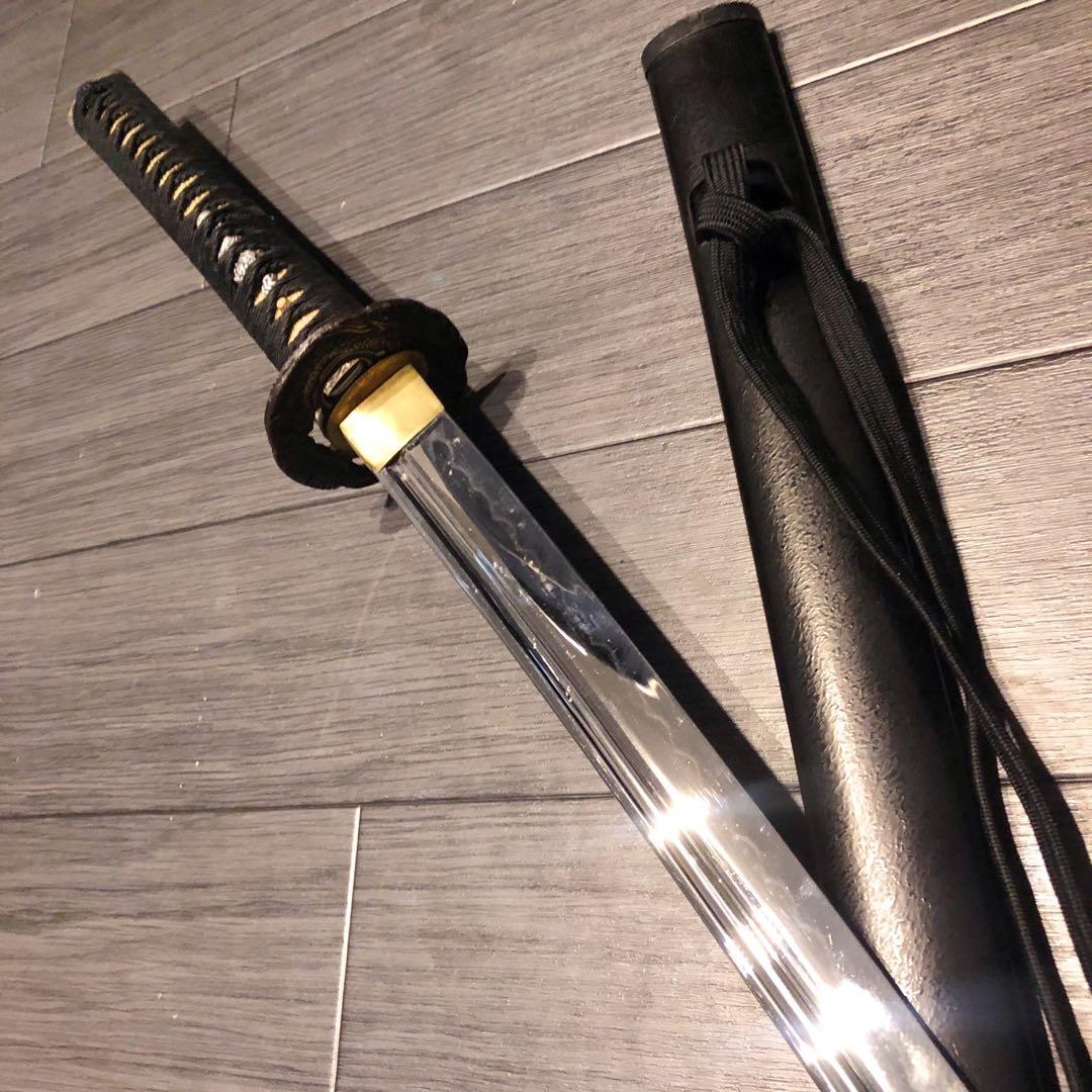 高級模造刀　居合刀　樋入り刀身　黒拵え　亜合金刀身