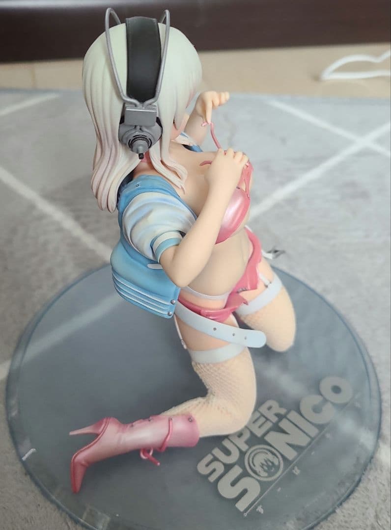 すーぱーそに子フィギュア