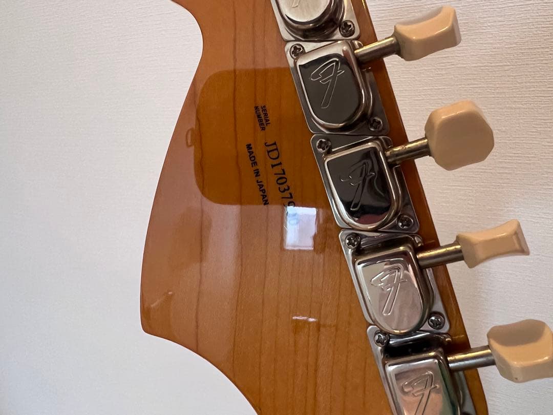 フェンダー ムスタング mustang