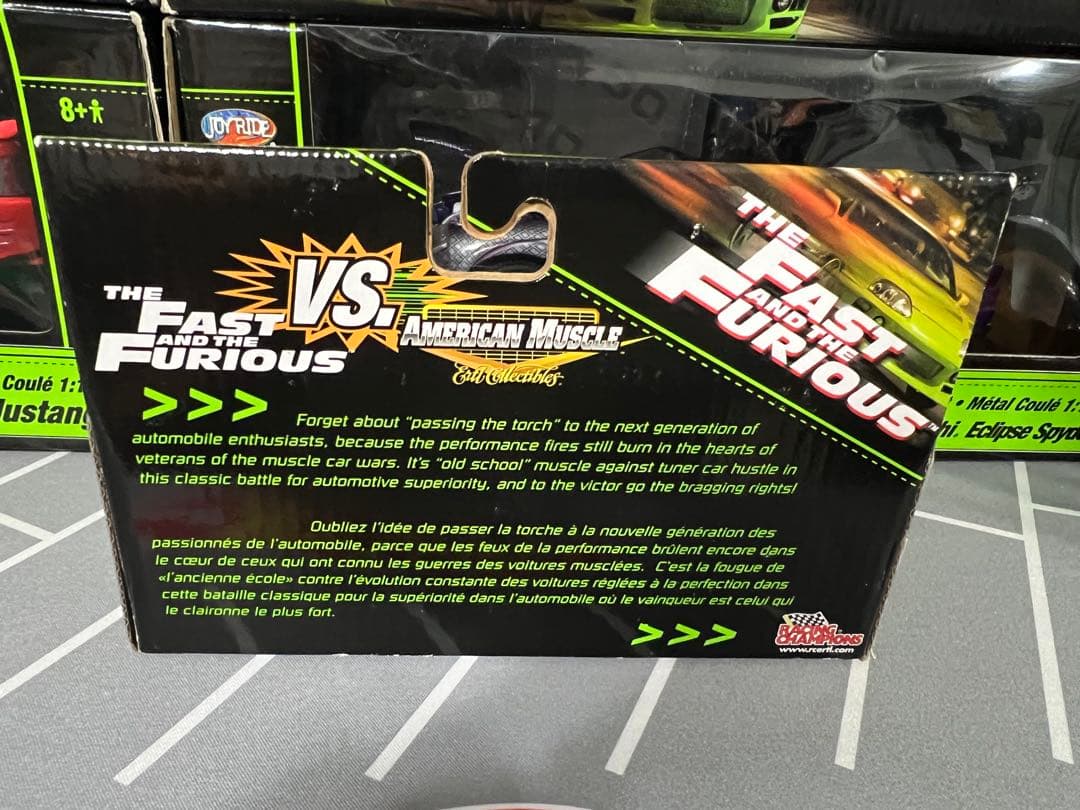 ミニカー FAST&FURIOUS JETTA VS PLYMOUTH GTX