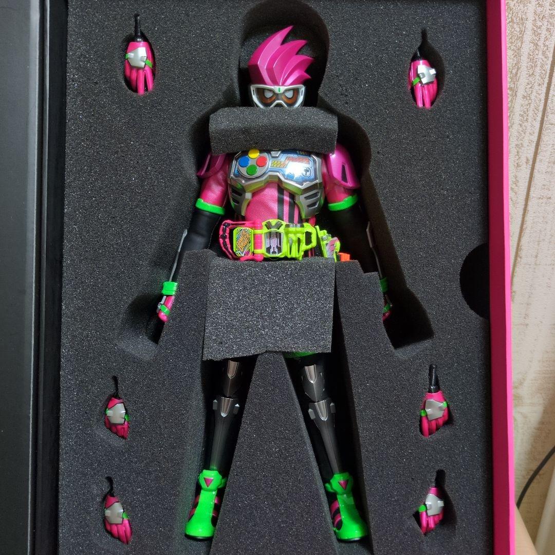 仮面ライダーエグゼイド　フィギュアセット　RAH　S.H.Figuarts