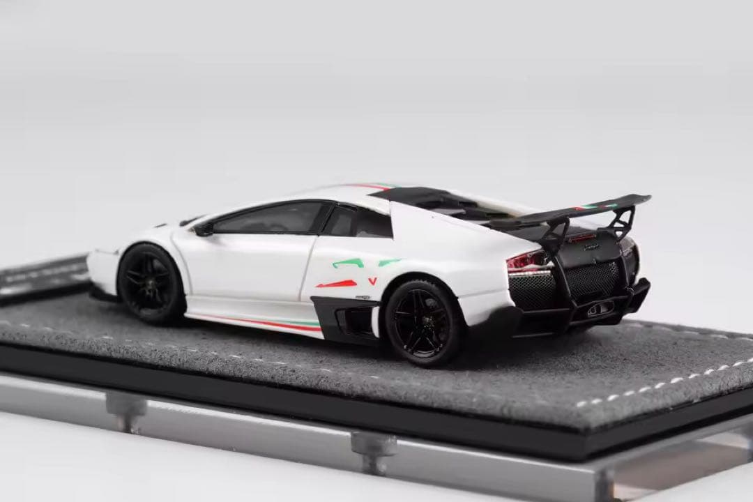 DMH×RW 1/64 ランボルギーニ ムルシエラゴ LP670-4 SV