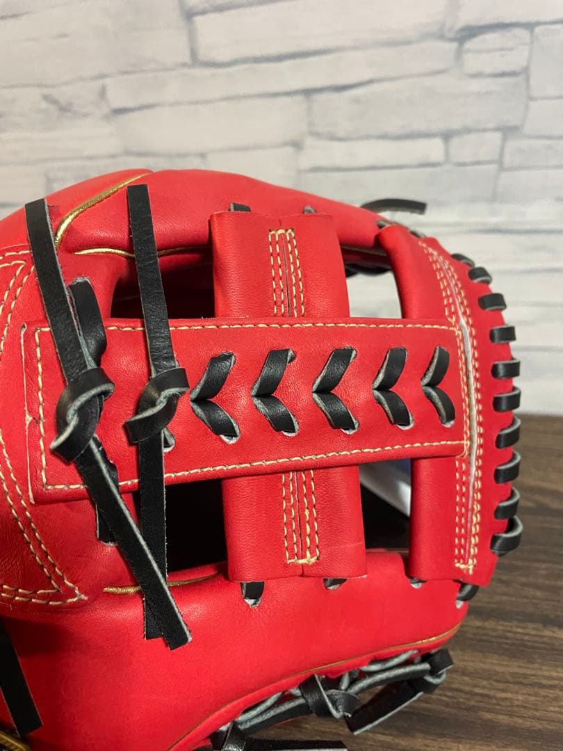 ゼット　軟式グローブ　ネオステイタス　大人サイズ　新品　展示品　未使用品　レッド