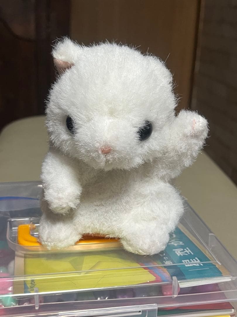 ミミクリーペットマンチカン白猫問題なく動きます