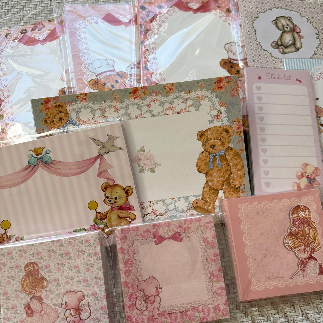 ⭐️最安値 コラージュ素材 メモ帳 まとめ売り 紙モノ 大量 おすそ分けファイル