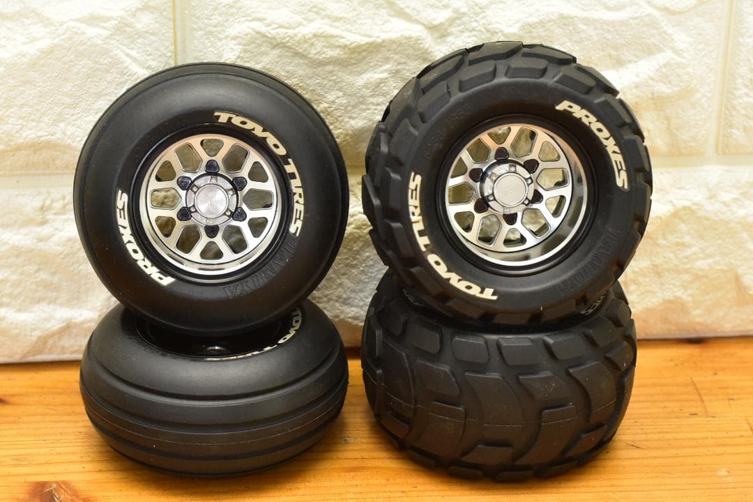 タミヤ コミカルグラスホッパー WR-02CB フルセットファインスペック白/黒