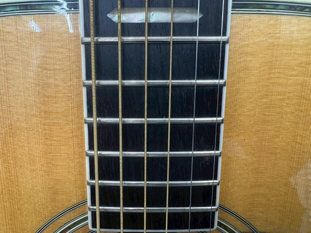 Morris アコースティックギター　TF-50　ハードケース付き　中古
