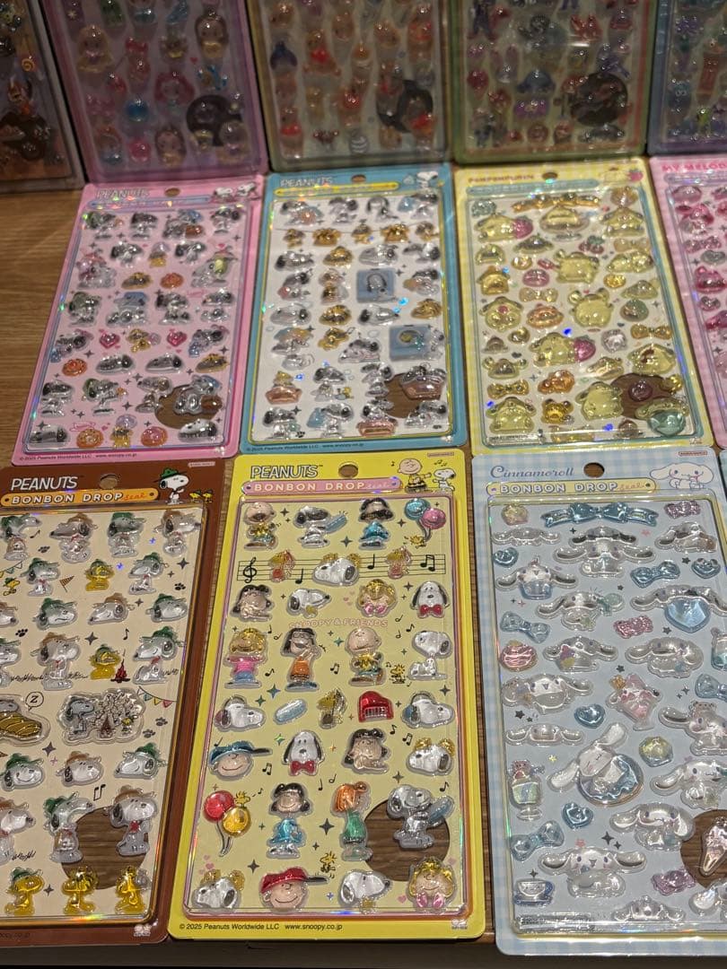 NEWボンボンドロップシール【全20種】ディズニーサンリオスヌーピーコンプセット