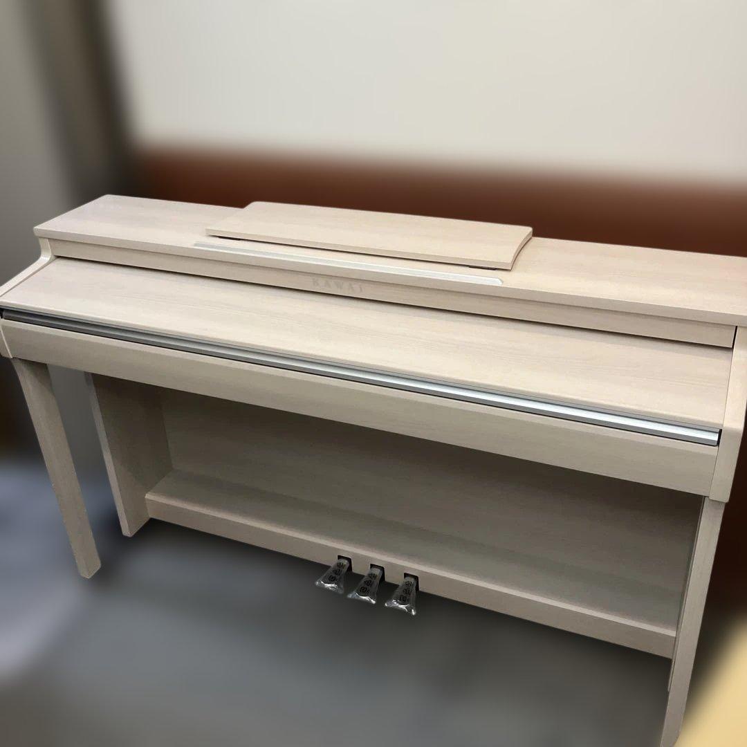 美品　KAWAI　電子ピアノCN201A　2024年10月購入品　ホワイト