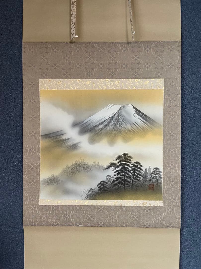 富士　掛軸 新品　桐箱収納