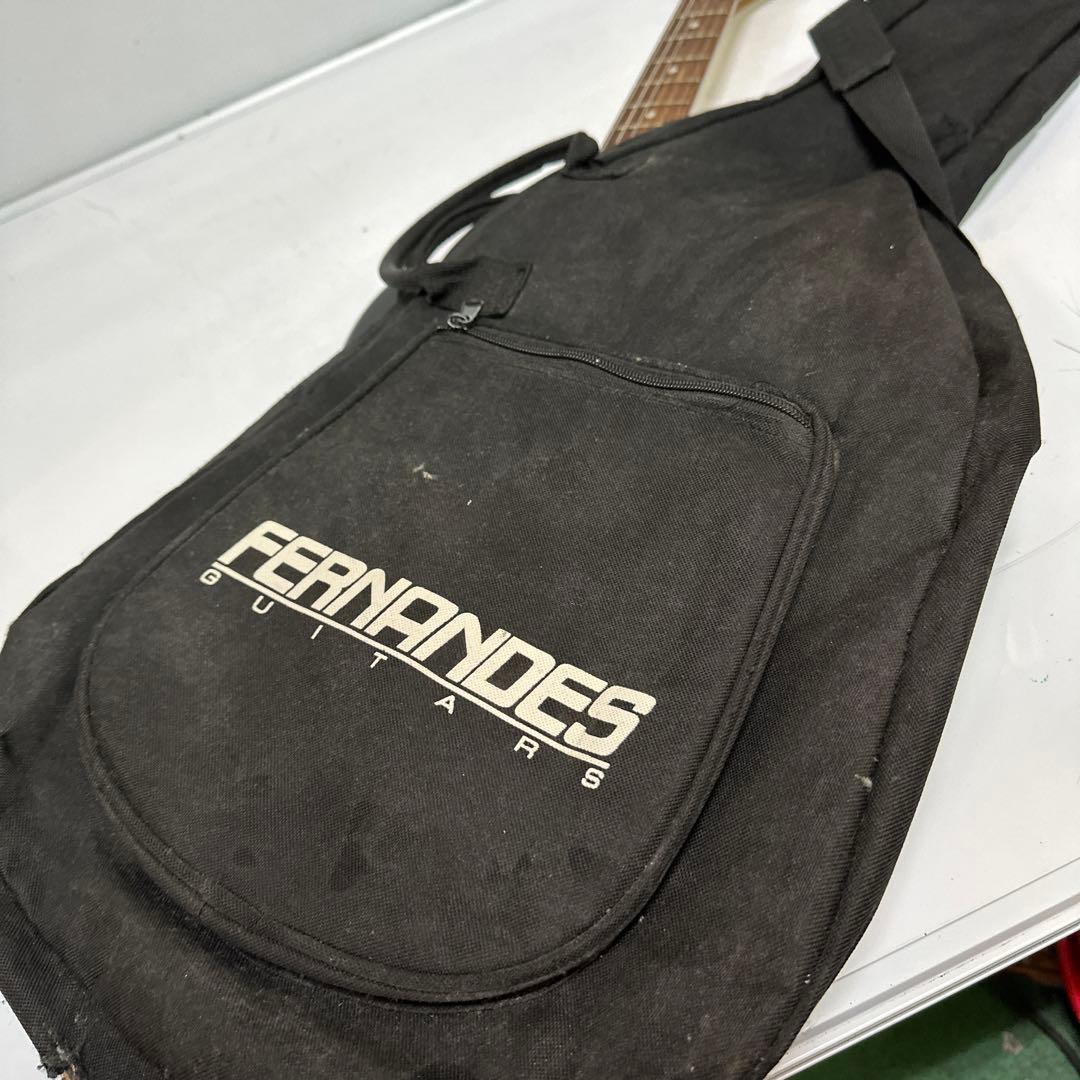 お値下げ‼️Fernandes guitarsエレキギターブラック