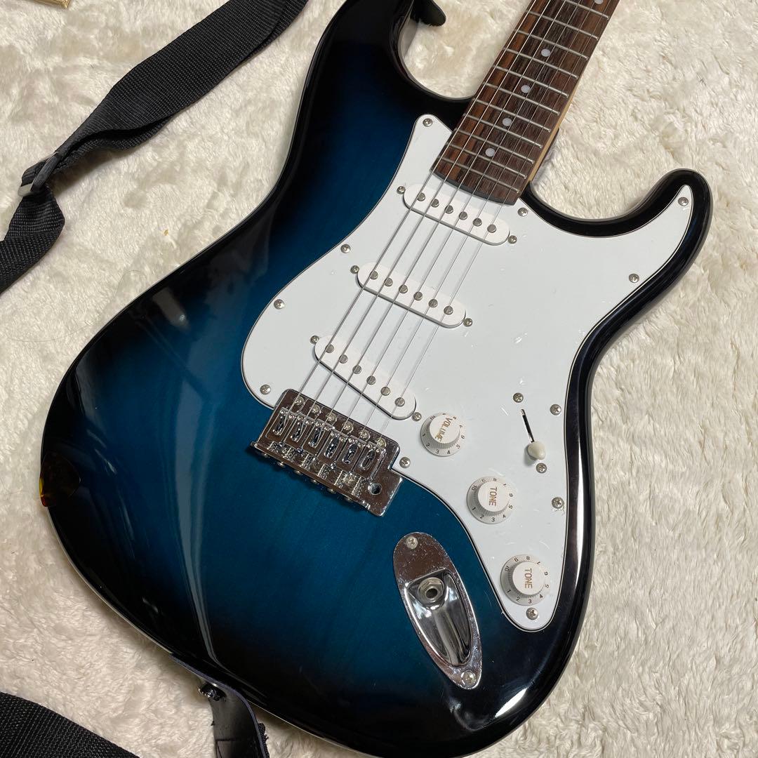 Pnotogeuic  ST-180 BLS エレキギター