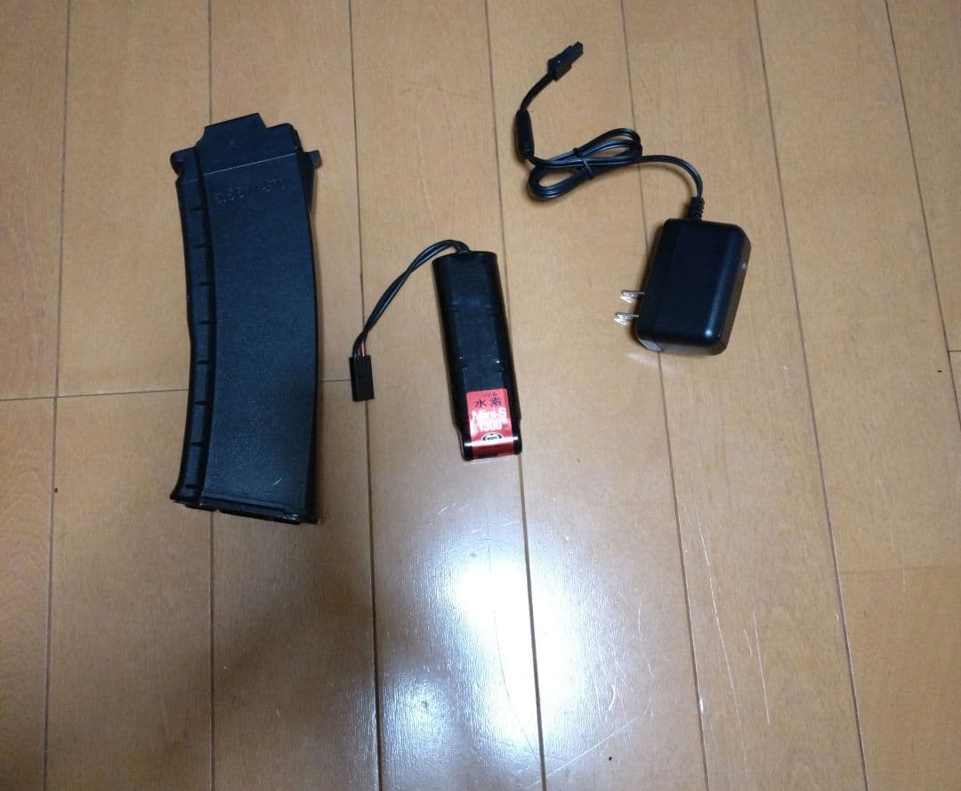 次世代電動ガン AK102 マガジン バッテリー付き
