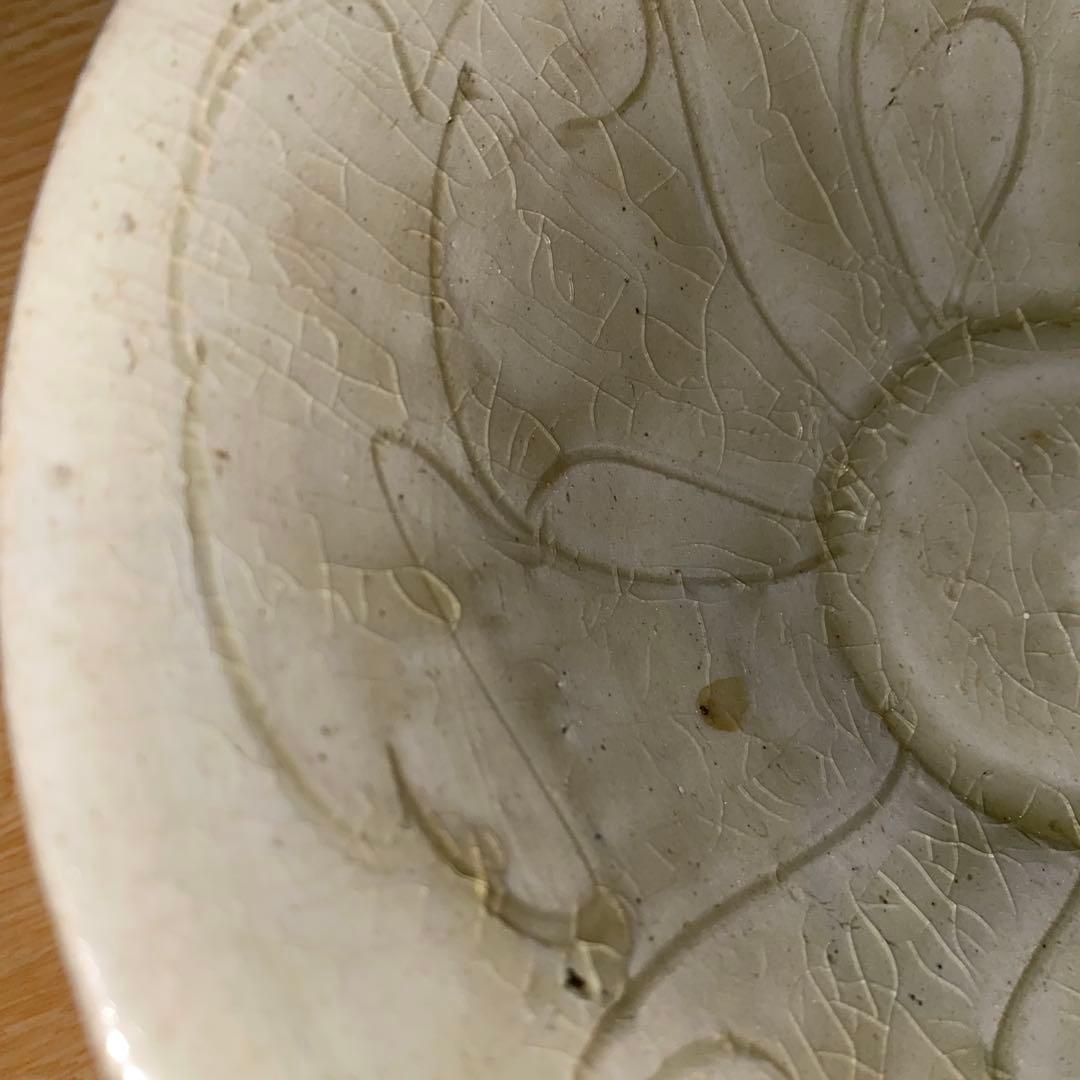 陰刻紋青磁茶碗　宋時代　耀州窯