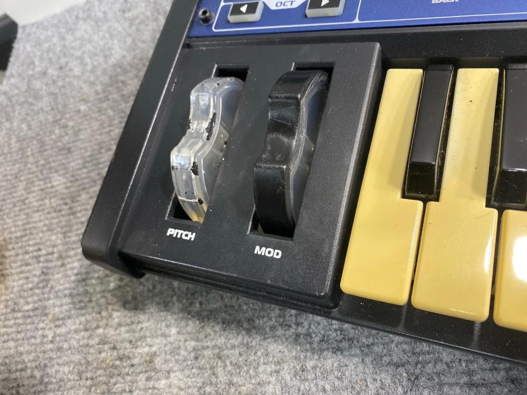 NOVATION MININOVA アナログ シンセサイザー