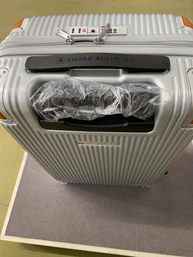 スイスミリタリー スーツケース 38.5L 機内持ち込みサイズ SM-C920