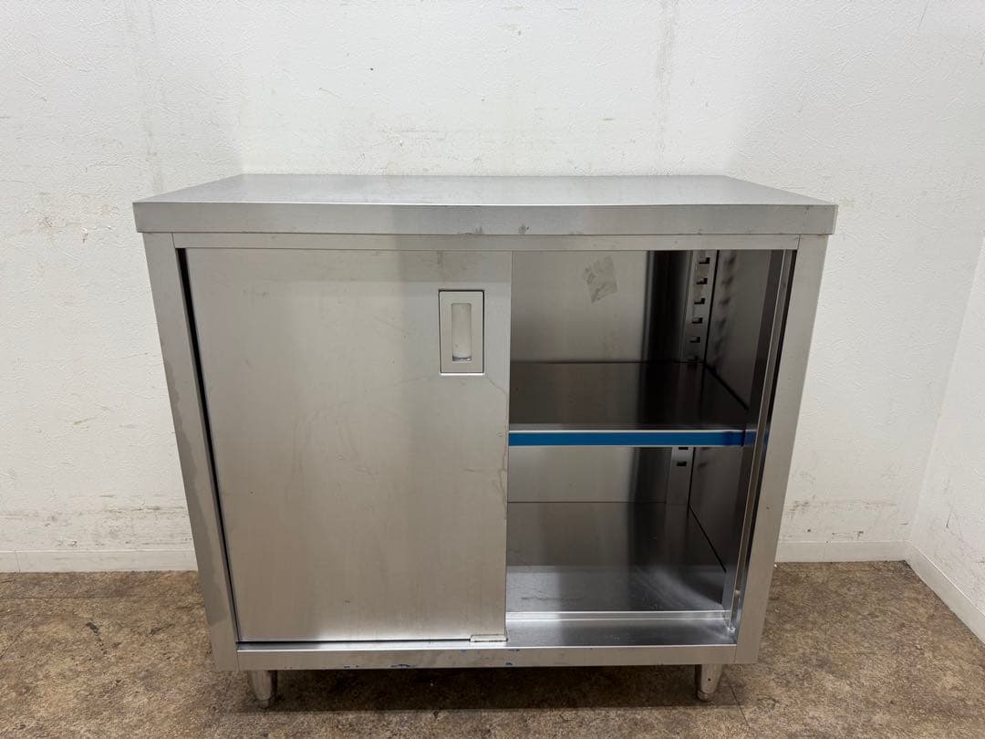 ステンレス　業務用　扉付き作業台　厨房　飲食店　W９００ｘD４５０ｘH８７０ｍｍ