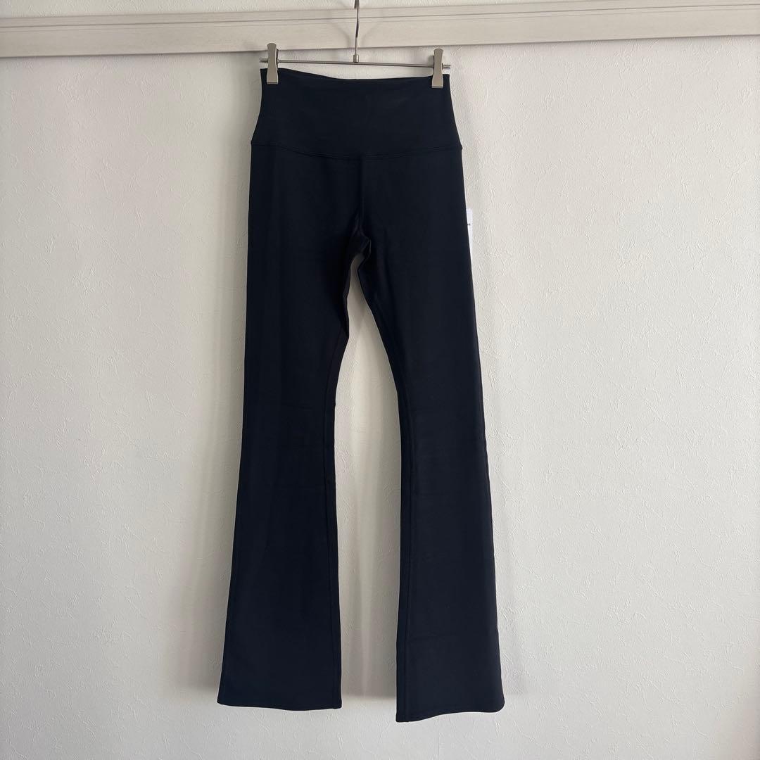 Alo Bootcut レギンス　S ブラック