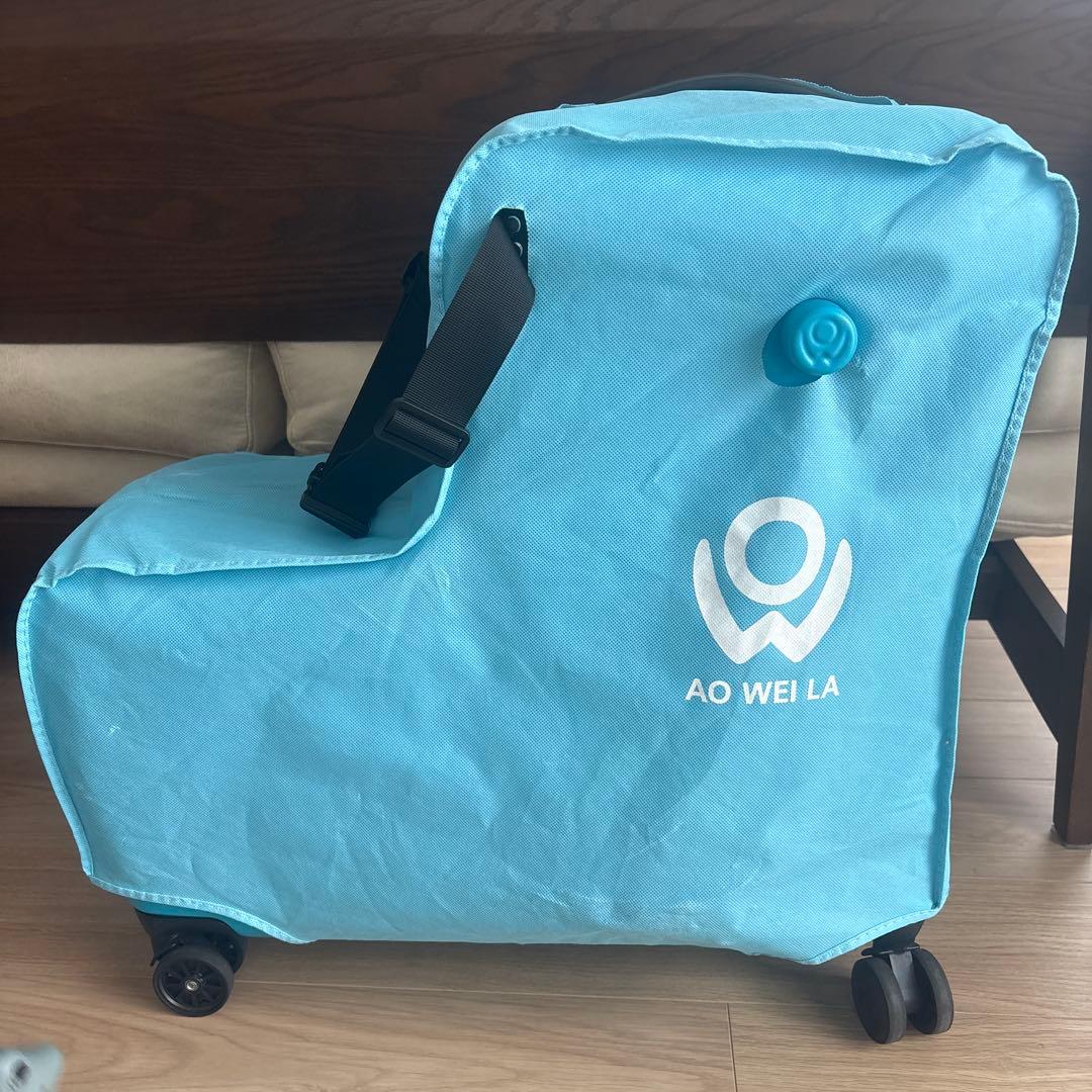 座れる　スーツケース　Mサイズ
