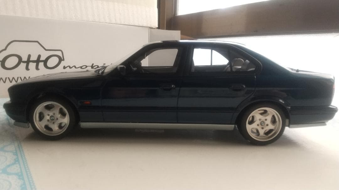 OTTO 1/18  E34 M5 ブルー （限定品）