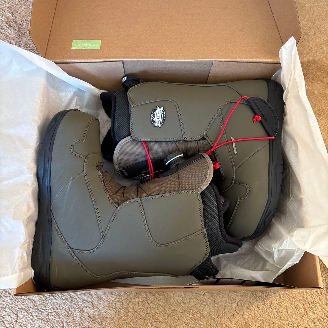 超美品 2024 zuma ダイヤル式 スノーボードブーツ 26cm