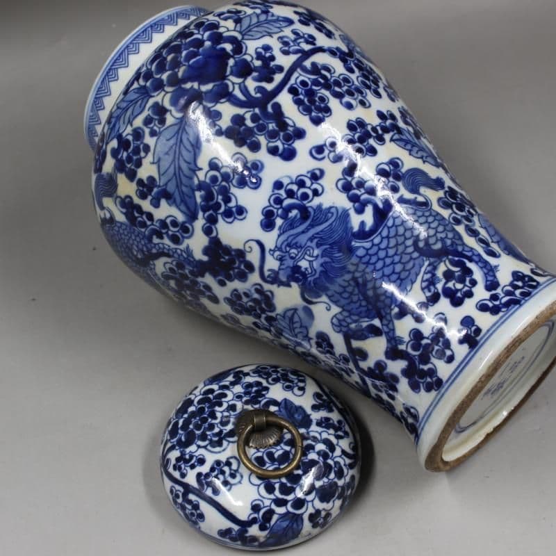 清同治青花穿花麒麟紋茶蓋缶 景徳鎮 陶磁器 装飾品 現代工芸品 美術品 置物