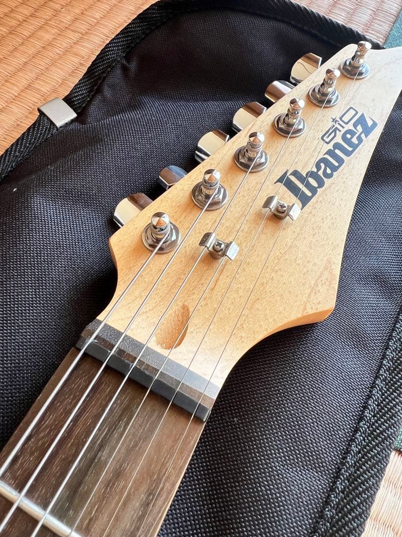 Gio Ibanez エレキギターとアンプセット　 アイバニー　ケース付き