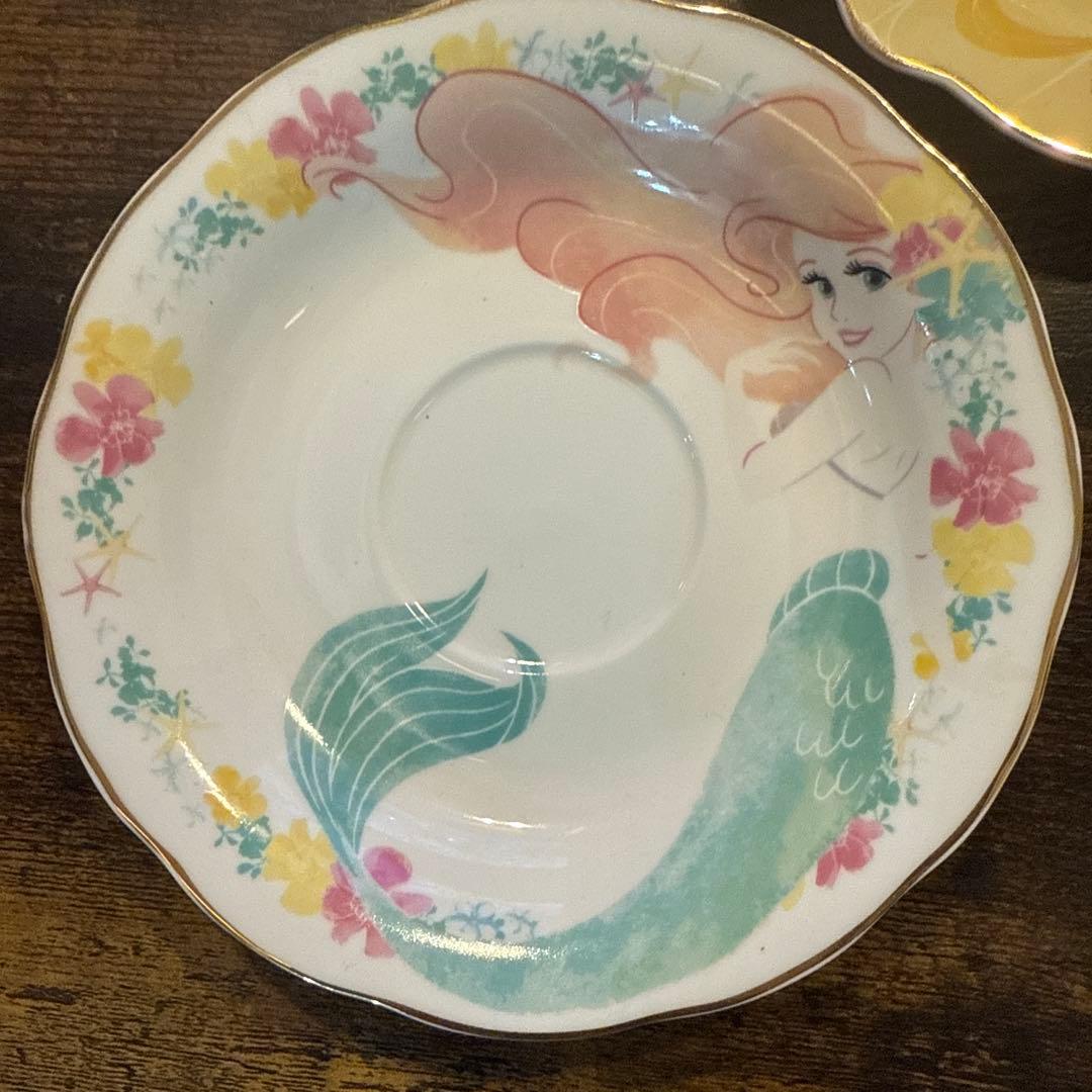 ディズニーティーカップセット（3個）　ベル　ラプンツェル　アリエル