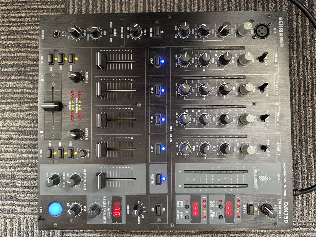 BEHRINGER DJX750 DJミキサー