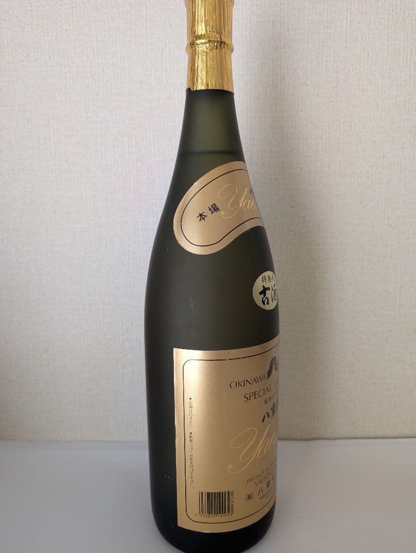 Fut OJT　本場泡盛 八重泉 樽熟成古酒 43度 １８００ml