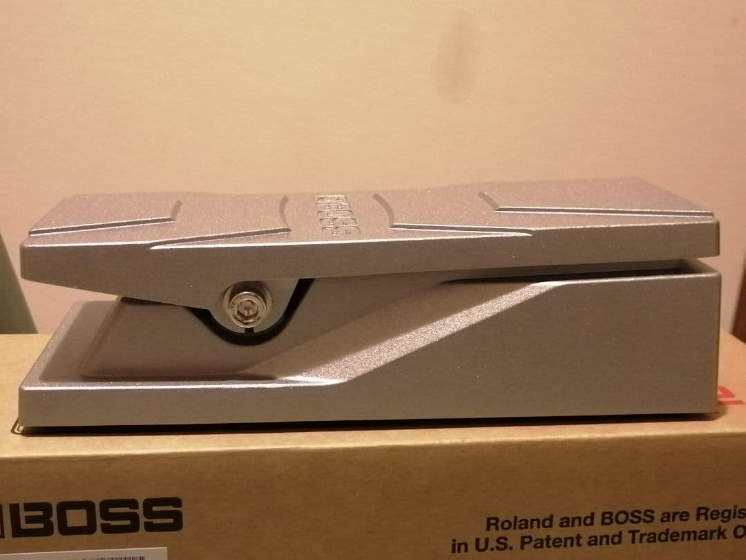 【新品】BOSS FV-30L ヴォリュームペダル