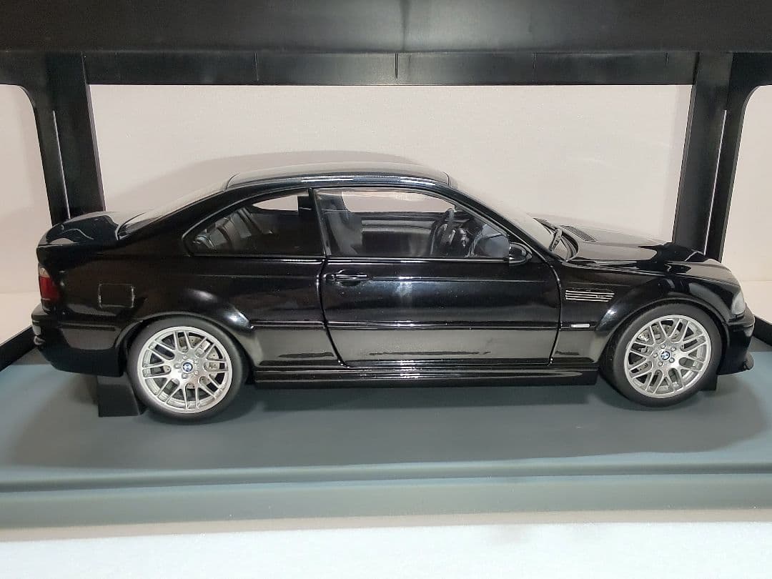 オートアート  M3 CSL E46 1/18 ブラック