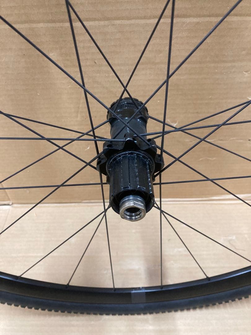 フルクラムレーシング5DB 相当品WTB Raddler700 37Cタイヤ付