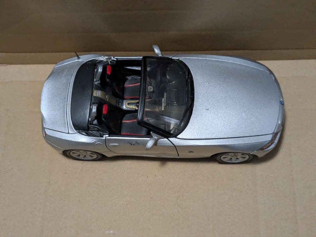  Z4 シルバー　ミニカー　1/24