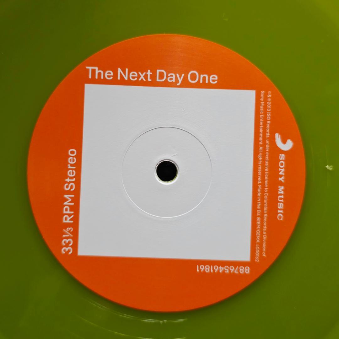 k*n様 美品 デヴィッドボウイ 「The Next Day」 カラー２枚組LP