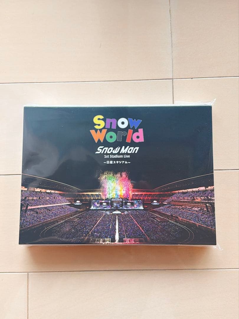 World 日産スタジアム FC限定 Blu-ray新品　ON銀テ2本付