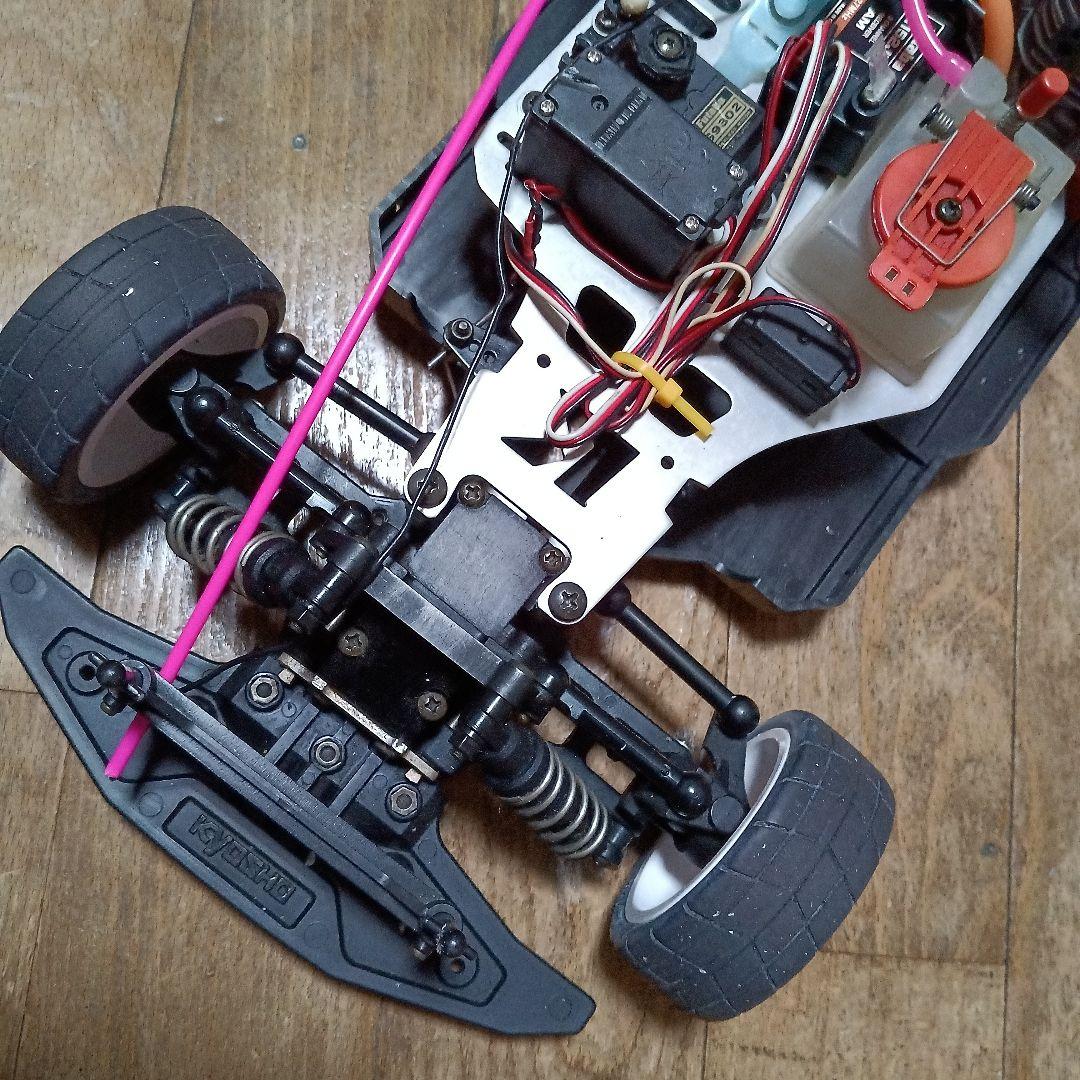 KYOSHO　エンジンカー四駆　ラジコン　模型