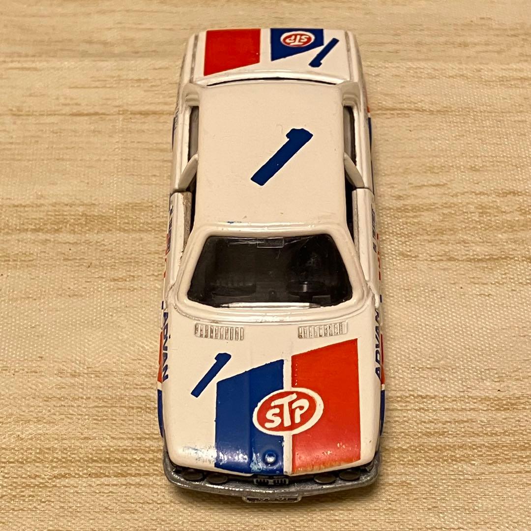 トミカ  320i No.F23 1/62